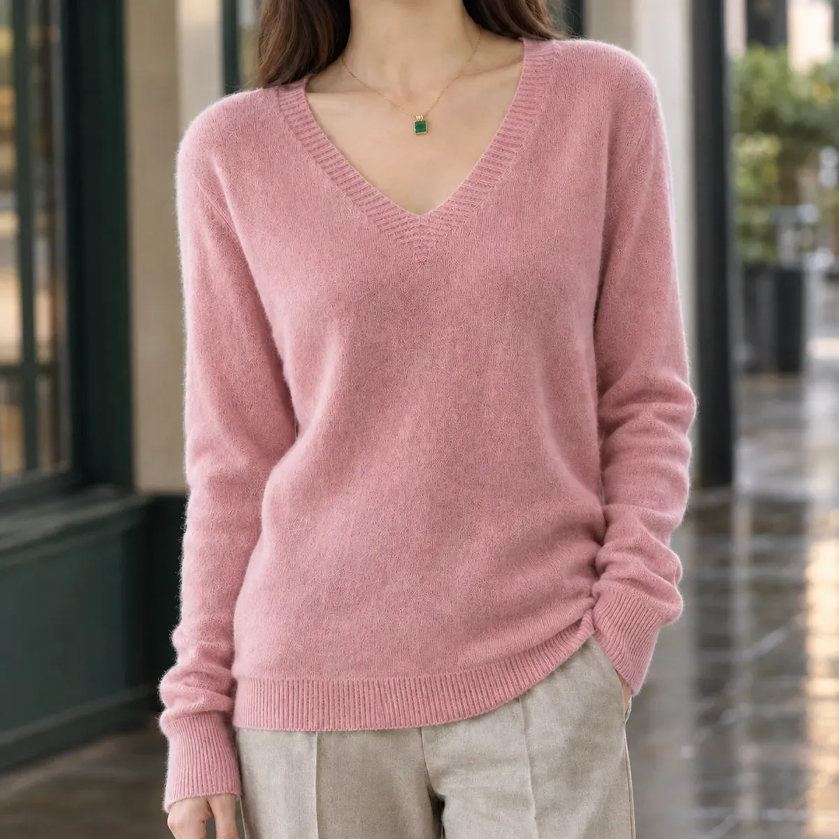 Leocadia-Marie V-Neck Sweater in Pink